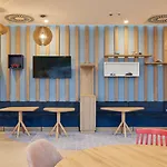 Hampton By Hilton Poznan Hotel 3*