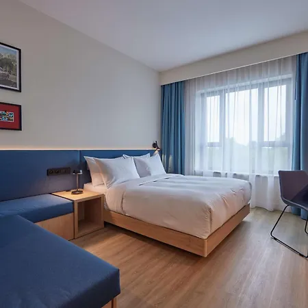 Hampton By Hilton Poznan Готель 3*