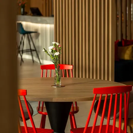 Hampton By Hilton Poznan 3*