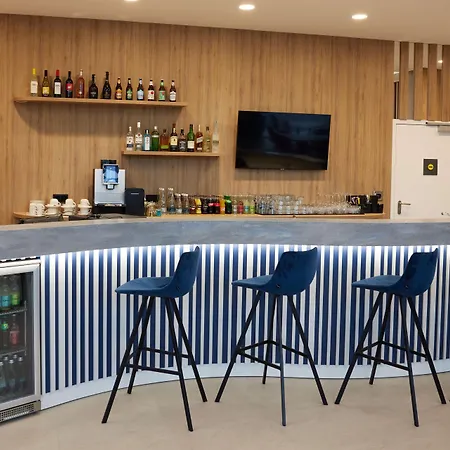 Hampton By Hilton Poznan Hotel 3*