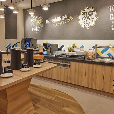 Hampton By Hilton Poznan 3* Сважендз