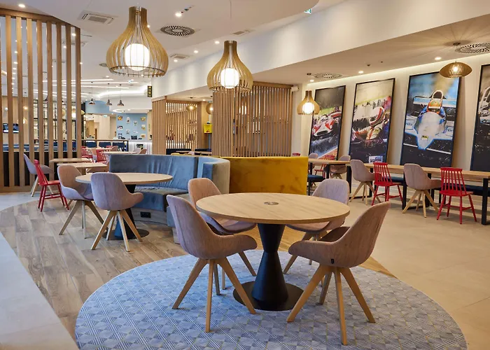 Szálloda Hampton By Hilton Poznan